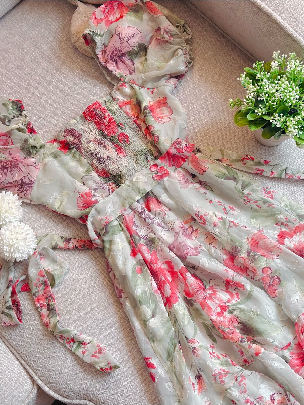 Petite floral puff-sleeve mini dress Pink and Green